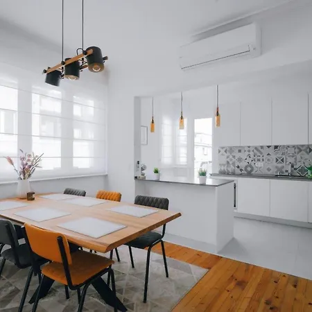Luminous Retreat Spacious 2bd By Flat Mаnager صوفيا