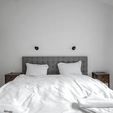 Luminous Retreat Spacious 2bd By Flat Mаnager Apartman