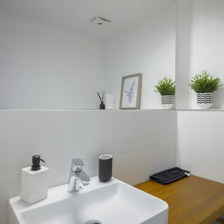 Luminous Retreat Spacious 2bd By Flat Mаnager Апартамент София