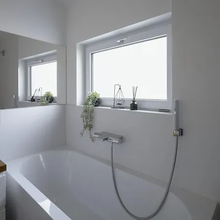 Luminous Retreat Spacious 2bd By Flat Mаnager صوفيا