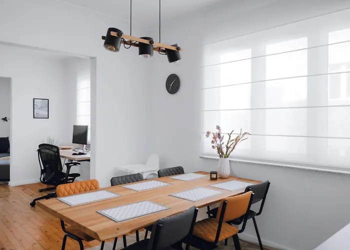 Апартамент Luminous Retreat Spacious 2bd By Flat Mаnager *