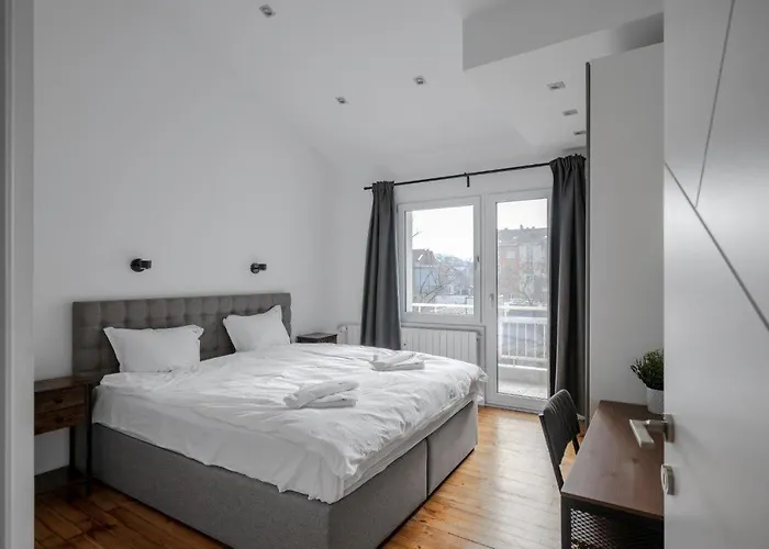 Luminous Retreat Spacious 2bd By Flat Mаnager Апартамент