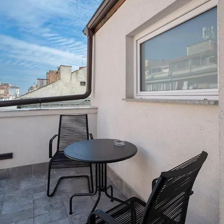 Luminous Retreat Spacious 2bd By Flat Mаnager Appartamento