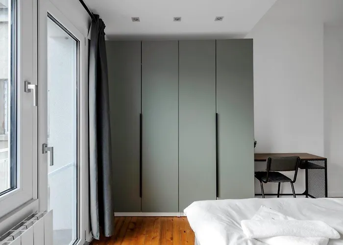 アパート Luminous Retreat Spacious 2bd By Flat Mаnager